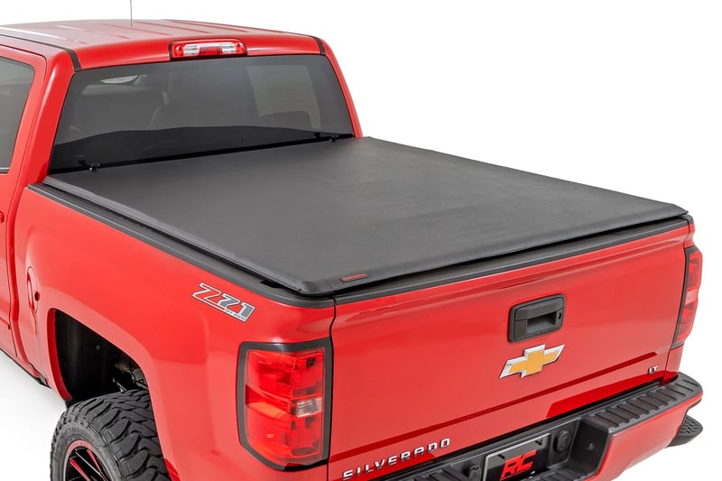Soft roll-up tonneau cover in winter